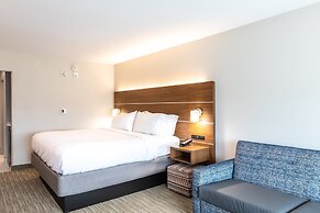 Holiday Inn Express & Suites Greenville S- Piedmont by IHG