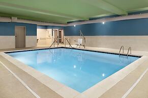 Holiday Inn Express And Suites-Cincinnati South - Wilder by IHG