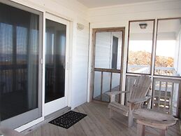 Spartina 3 Bedroom Cottage by RedAwning