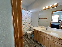 Skate Away 3 Bedroom Cottage by RedAwning