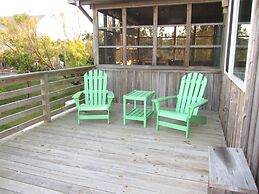 Tilghman's Nette 3 Bedroom Cottage by RedAwning