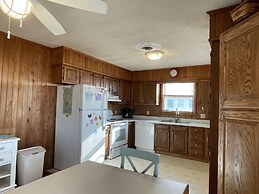 Time / Tide 4 Bedroom Cottage by RedAwning