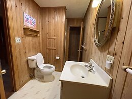 Time / Tide 4 Bedroom Cottage by RedAwning