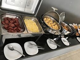 Summit Suítes Pindamonhangaba