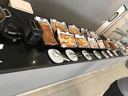 Summit Suítes Pindamonhangaba