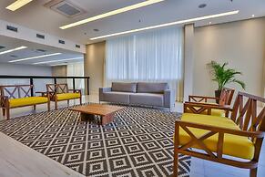 Summit Suítes Pindamonhangaba