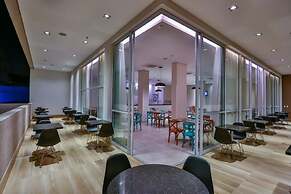 Summit Suítes Pindamonhangaba