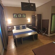 Summit Suítes Pindamonhangaba