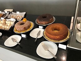 Summit Suítes Pindamonhangaba