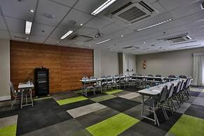 Summit Suítes Pindamonhangaba