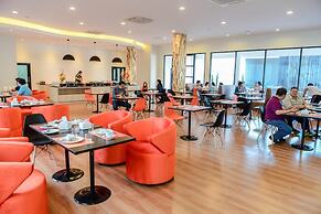 Orchid Riverview Hotel