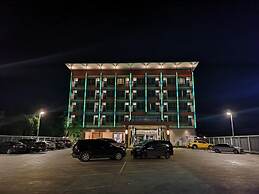 Orchid Riverview Hotel