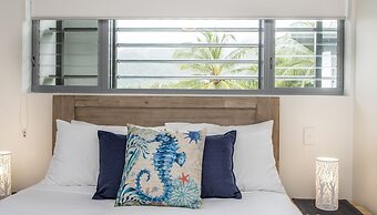 Absolute Waterfront Magnetic Island