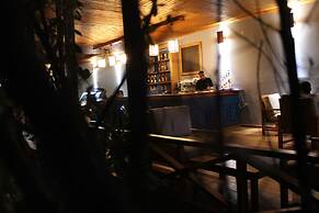 Troos Hotel