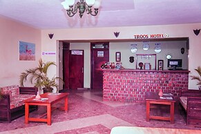 Troos Hotel