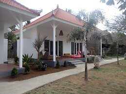 Sanghyang Bay Villas