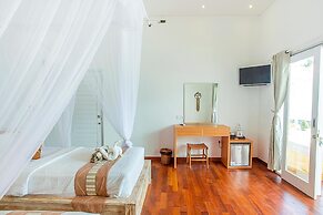 Sanghyang Bay Villas