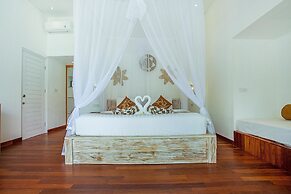 Sanghyang Bay Villas