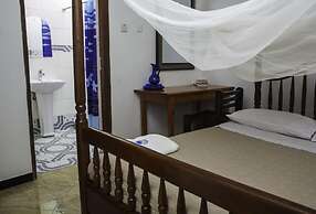 Entebbe Vine Inn