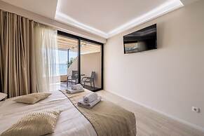 Sea View Luxury Rooms Seven of Nine