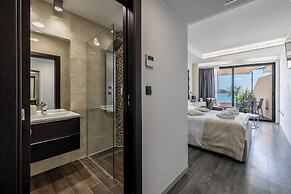 Sea View Luxury Rooms Seven of Nine