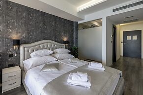 Sea View Luxury Rooms Seven of Nine