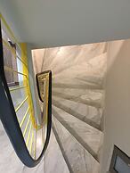 360 Degrees Pop Art Hotel