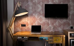 360 Degrees Pop Art Hotel