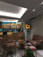 360 Degrees Pop Art Hotel