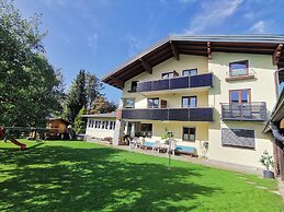 Oberauer Wagrain - Die Eco Familien Hotelpension (B&B)