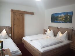 Oberauer Wagrain - Die Eco Familien Hotelpension (B&B)