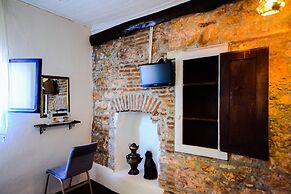 Ayvalik Moda Pansiyon