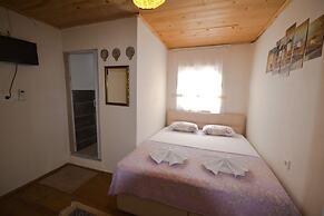 Ayvalik Moda Pansiyon