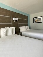 Buccaneer Inn