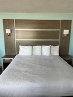 Buccaneer Inn