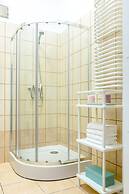 FriendHouse Apartments - Avenue