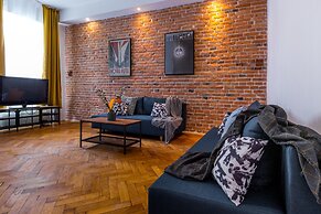 FriendHouse Apartments - Avenue