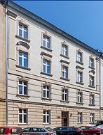 FriendHouse Apartments - Avenue