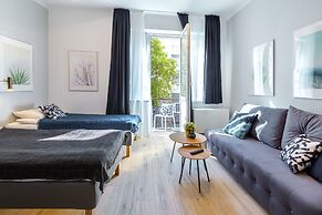 FriendHouse Apartments - Avenue