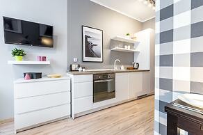 FriendHouse Apartments - Avenue