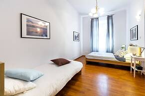 FriendHouse Apartments - Avenue