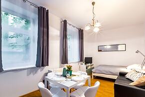 FriendHouse Apartments - Avenue