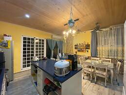 Dreamer 24 Guest House