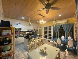Dreamer 24 Guest House