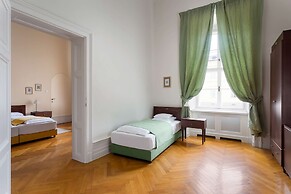 Károlyi Kastély Hotel & Restaurant