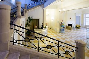 Károlyi Kastély Hotel & Restaurant