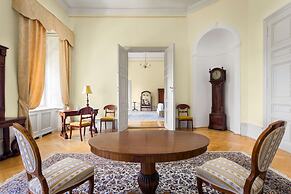 Károlyi Kastély Hotel & Restaurant