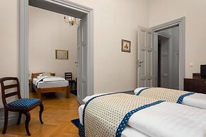 Károlyi Kastély Hotel & Restaurant