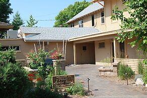 Peters Sunset Beach Resort