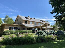 Peters Sunset Beach Resort